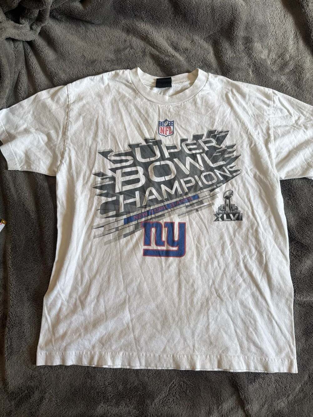 NFL Team Apparel New York Giants Super Bowl XLVI Champions White T-Shirt